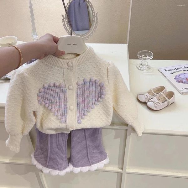 Vêtements Ensembles de fille d'épaisseur d'épaisseur d'hiver en hiver deux pièces coréennes Baby Girls Cardigan tricot manteaux en velours Pantalon évasé