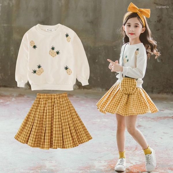 Ensembles de vêtements filles bébé ensemble chemise d'ananas jaune mini jupe à carreaux 2 pièces vêtements doux printemps automne coton T costumes