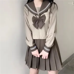 Vêtements Ensemble d'uniforme scolaire japonais des filles JK Anime Cosplay Tenue de marin brun foncé Suit de jupe plissée supérieure coréen