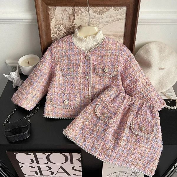 Ensembles de vêtements Filles Outfit Hiver Automne Coton Rembourré Enfants Manteau Jupe Mode Chemise En Peluche Coréenne Vêtements Chauds Ensemble 2 3 4 5 6 7 ans 231211