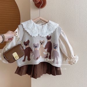 Kledingsets Meisjes Zoete Pakken Herfst Outfit Baby College Lente Geplooide RokSweater VestShirt 3 Stuks Kinderen 230919