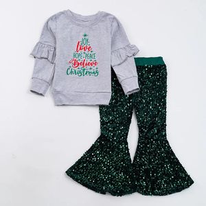 Conjuntos de ropa Girlymax Christmas Tree Baby Girls Joy Love Hope Peace Lentejuelas Pantalones acampanados Volantes Top Set Ropa para niños 231108