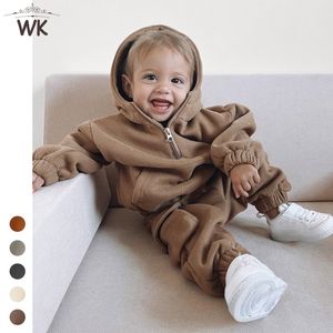 Kledingsets Hoodie bulu anak kecil laki laki perempuan pakaian musim dingin katun Solid ritsleting kaus celana baju latihan hangat 2 potong 230907