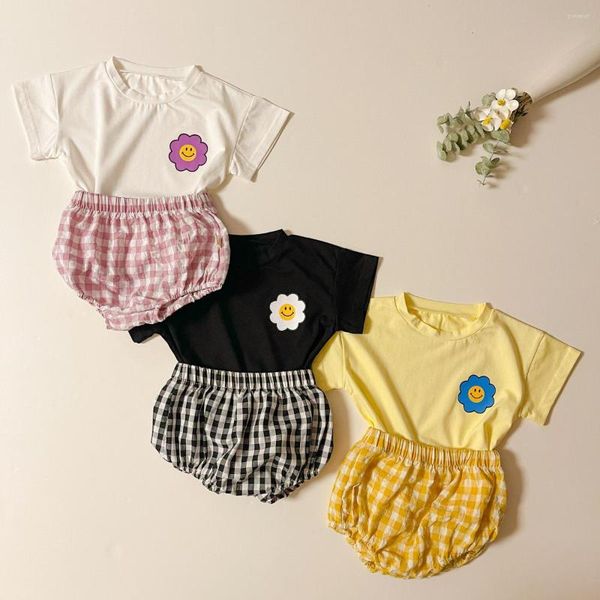 Conjuntos de ropa Conjunto de ropa de verano infantil Camiseta de manga corta Pantalones cortos a cuadros Traje coreano para niños pequeños 2023 Mameluco de dos piezas para niña bebé
