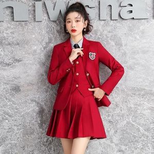 Ensembles de vêtements JK Style d'école de filles japonaises TROIS PIÈCES MINDIAL MINDERGARTEN Set Jupe plissée Sweet petit manteau