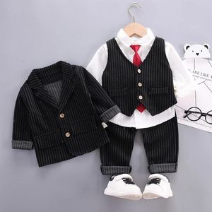 Ensembles de vêtements enfants automne ensemble pull pour enfants gilet coréen trois pièces printemps bébé garçon mode enfant en bas âge fête garçons tenues 2023