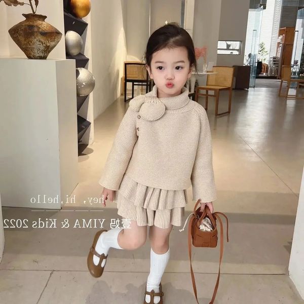 Ensembles de vêtements Vêtements pour enfants Filles Pull Bowknot Top Rétro Tricot élégant Jupe plissée Deux pièces Ensemble Pull Mode Printemps Automne 231211