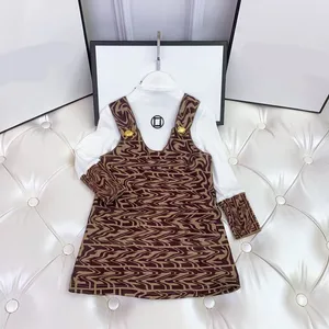 Conjuntos de ropa Ropa de diseñador para niños Bebés y niñas Camiseta blanca de manga larga Conjunto de vestido de primavera para niños de marca clásica CSG2312252-10