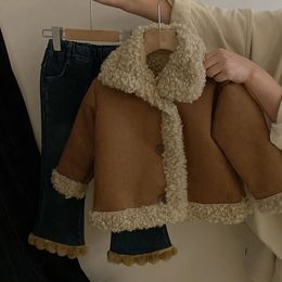 Conjuntos de ropa Chaqueta para niños Invierno Bebé Espesado y cálido Abrigo mullido francés Moda para niños Jeans Ropa de boutique de Navidad 231113