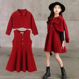 Kledingsets Koreaanse herfst Winter Junior Girl Woollen 2pcs Deset Tiener Mouwloze jurk onregelmatige jassen voor meisjes 4-13 jaar