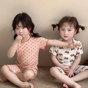 Ensembles de vêtements coréens Baby Girl Pyjama d'été mince costume en deux pièces Polka Dot Imprimerie des vêtements pour la maison