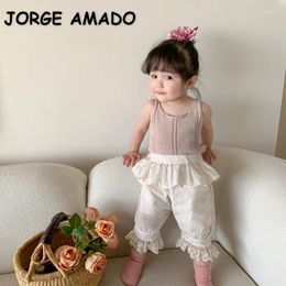 Kledingsets Koreaanse stijl zomerbabymeisjes 2-delig donkerbak gebreide vest bloemen kanten lozere latwerk knie lengte shorts baby kleding a203