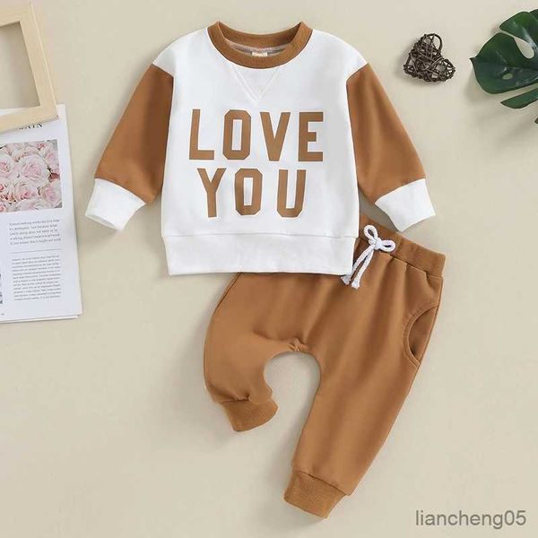 Ensembles de vêtements à manches longues bébé garçons vêtements 2 pièces printemps enfant tenues lettre impression contraste couleur haut pantalon ensemble saint valentin enfant vêtements R231107