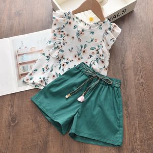 Kledingsets Melario Casual Girls Clothing Sets Summer Floral T -shirt shorts Pak 2pcs Kinderkleding Set Mouwloze meisjes Boutique Outfits 230417