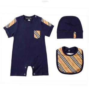 Ensembles de vêtements New Summer Fashion Style britannique Born Baby Clothes Unisex Cotton Plaid Stripes Boy Girls Barboteuses Hat Bibs Set Y220519