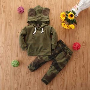 Conjuntos de ropa para recién nacidos, camiseta verde militar de manga larga para bebés y niñas, Tops con capucha, ropa para bebés y niños