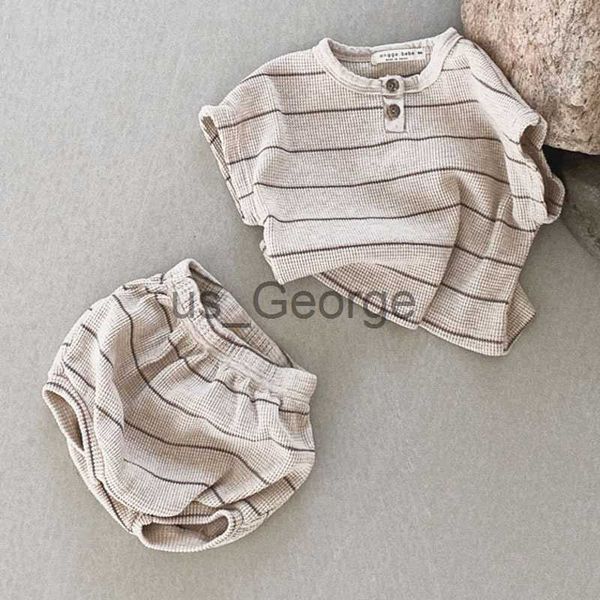 Ensembles de vêtements Nouveau-né bébé vêtements garçon casual style occidental rayé à manches courtes Tshirt costume fille bébé été coton triangle shorts costume J230630