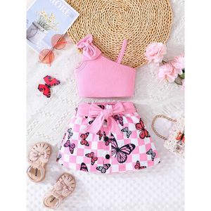 Kledingsets Pasgeboren babykleding Set 6-36 maanden OFF SHOULCHE TOP EN LEUKE VLTERINGSROOK Zomeroutfit Infant Clothing Suit voor kinderen Girll2405