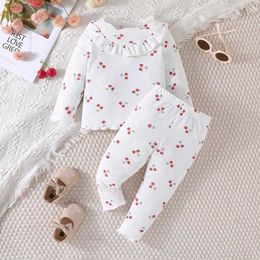 Ensembles de vêtements pour les filles nouveau-nés 3-24 mois de mode Pyjama à manches longues Pyjamas Pyjamas Cherry Print Suit Toddler Baby Clothesl2405