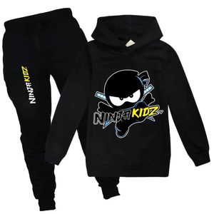 Ensembles de vêtements Ninja Boys Clothing Set Printemps et Automne Fashion Sweat Sweing Suivi Ninja Kidz T-shirt T-shirt Set Childrens and Girls Sportswearl240513