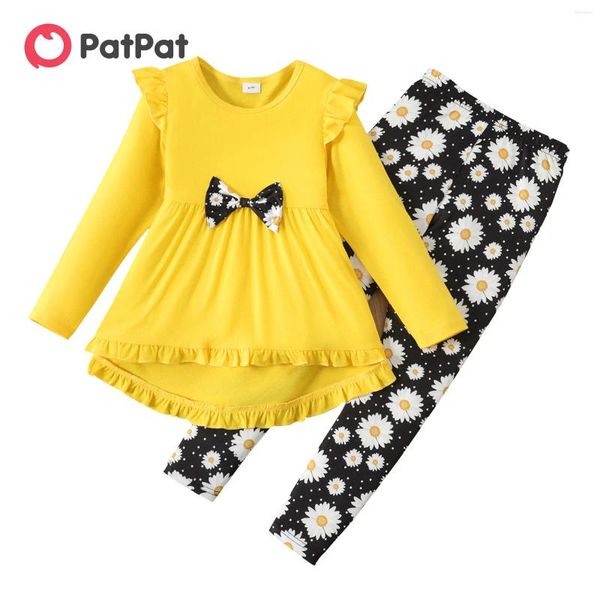 Ensembles de vêtements PatPat 2pcs Kid Girl Ruffle Bowknot Design High Low T-shirt à manches longues et ensemble de leggings à imprimé floral