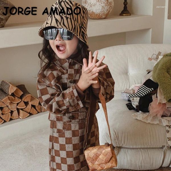 Conjuntos de ropa Estilo retro Primavera Otoño Niños Niña Mangas largas Cuello vuelto Café Abrigo a cuadros Falda Niños Trajes de moda H4124