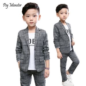 Ensembles de vêtements Uniforme scolaire Robe pour garçons Costumes d'anniversaire formels Mariages Blazer Pantalon 2Pcs Enfants Gentleman Party Enfant F64 230731