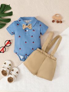 Vêtements Ensemble à manches courtes Gentleman's Small Suit for Baby Boys Boys Summer Blue Triangle Khaki avec Shorts et Bow Handsome Two-Piece