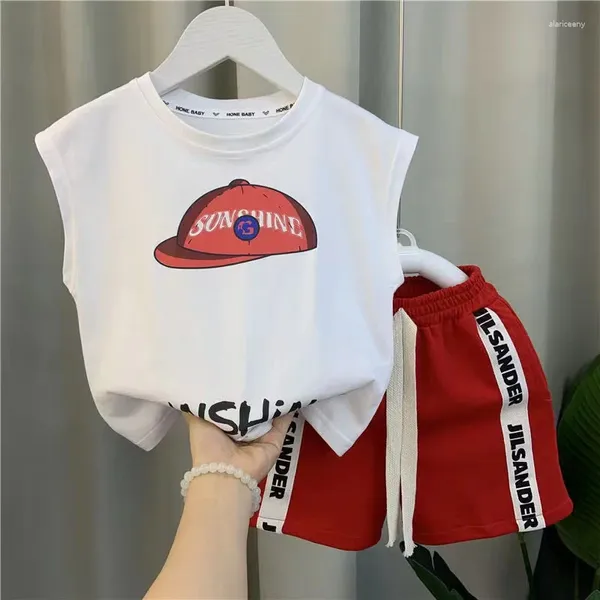 Ensembles de vêtements sans manches chapeau d'été imprimé lettre -chemise short rouge 2pcs bébé garçons tenues de mode infantile 24 mois à 8 ans survêtement pour enfants