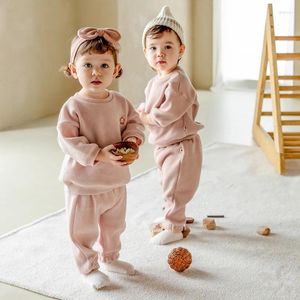 Kledingsets Effen baby trui met ronde hals Broeken Casual sportpak voor kinderen Meisjes 9M 12M 18M 24M 3T Gestreepte outfits Zacht katoen