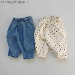 Kleding Sets Lente 2023 Nieuwe Baby Losse Denim Broek Mode Baby Meisjes Dot Print Broek Leuke Peuter Jongens Jeans Babykleding Z230710