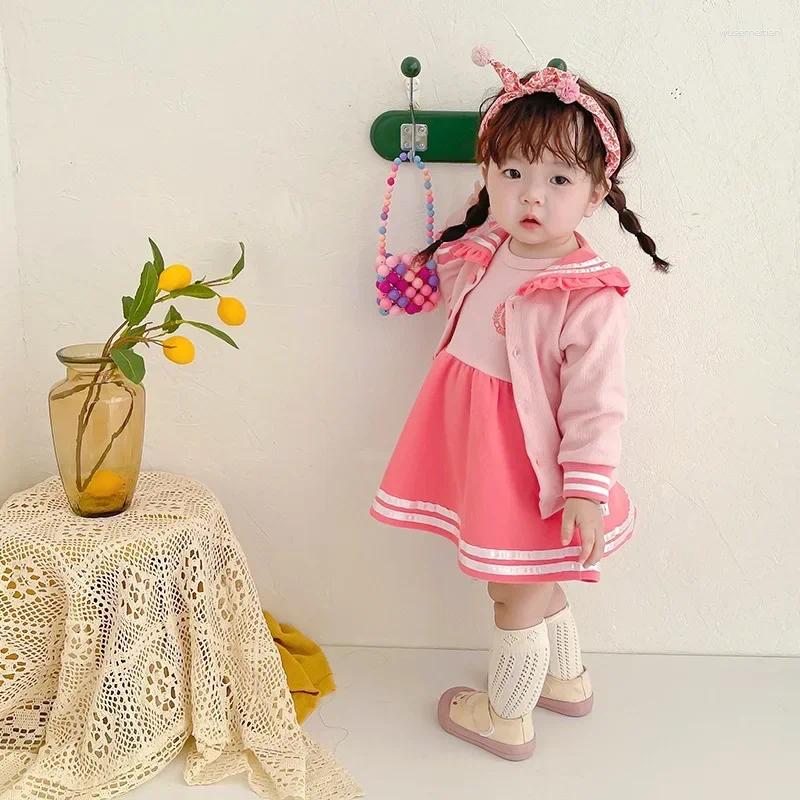 Conjuntos de roupas Spring Autumn 2024 Coreano Born Girl 2pcs estilo acadêmico estilo doce moda vestido infantil de manga longa cardigã bebê