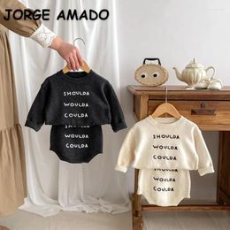 Conjuntos de ropa Primavera Otoño Bebé Niño Niña Manga larga Letra Bordada Prendas de punto Suéter con mangas Pantalones cortos de pan E24121