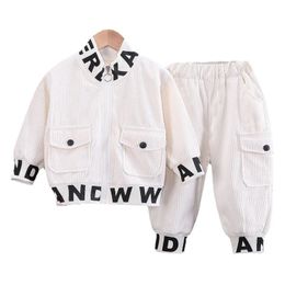 Kledingsets Lente Herfst Baby Jongens Kleding Pak Kinderen Mode Jas Broek 2 Stuks Sets Peuter Casual Kostuum Baby Kids Trainingspakken 231207