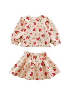 Ensembles de vêtements printemps automne bébé filles coton fraise sweat-shirt hauts taille élastique jupe enfants 2 pièces tenues 2 8 ans 230317