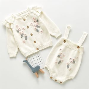 Conjuntos de ropa Primavera Otoño Infantil Bebé Niñas Tejido de manga larga Abrigo de flores Tirantes Mamelucos Conjuntos de ropa Niños Niña Traje Ropa 0-3Yrs 220916