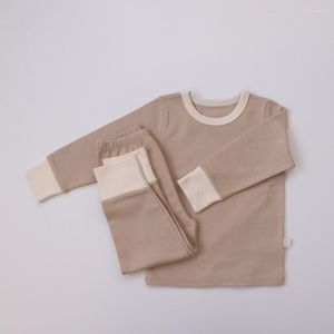 Ensembles de vêtements printemps vêtements pour bébés 2023 garçons et filles couleur assortie costume à manches longues solide sport loisirs deux pièces tissu à la maison