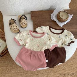 Conjuntos de ropa Startist 2023, conjunto de verano para bebé, camiseta floral y bombacho, ropa de traje de 2 piezas
