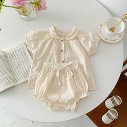 Conjuntos de ropa Startist Summer Baby Set Bordado Ropa para niñas Linda camiseta y traje de florero