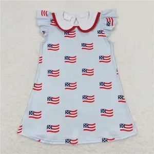 Vêtements de vêtements d'été drapeau américain collier de poupée blanc bleu manche volante robe robere grosse boutique enfants 4 juillet vêtements pour enfants