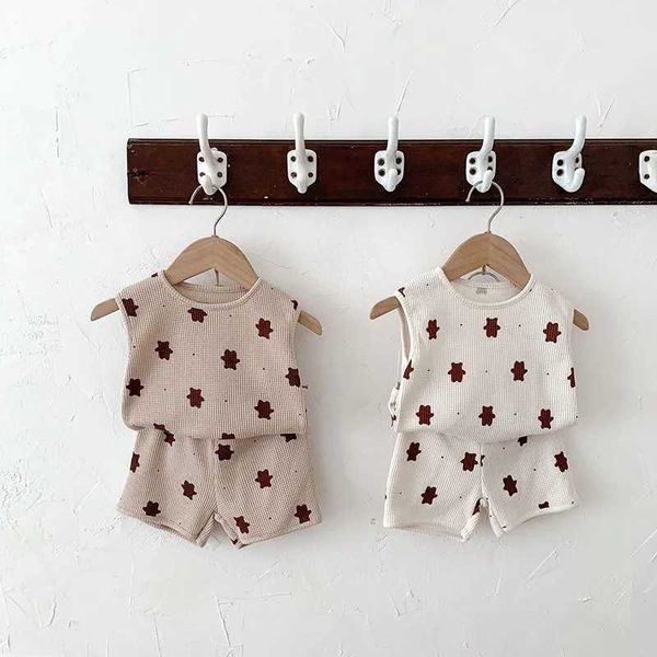 Ensembles de vêtements de vêtements d'été Baby Suit Waffle Bear Vêtements Set Infant Girs Vest and Short Baby OiUtfit H240425