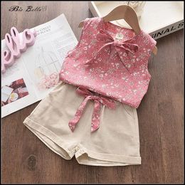 Vêtements Ensembles d'été Baby Girls Clothes Set Flower Bowknet Pageant Elegant 1-4 an Kids Turnits Sans manches