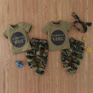 Kledingsets zomerkleding Babyjongen meisje korte mouw brief print leger groene top camouflage broek 2 stks baby kleding