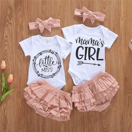 Kledingsets Summer Fashion Peuter Kid Baby Girl Deskled Short Sleeve Letter Romper Tops Ruffles Shorts Hoofdkleding Set 3pcsclothing