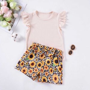 Sets de ropa Summer Girl Solid Color Flying Manga Top + Shorts de estampado de girasol Dos piezas Niña Casual Set y240520pswb