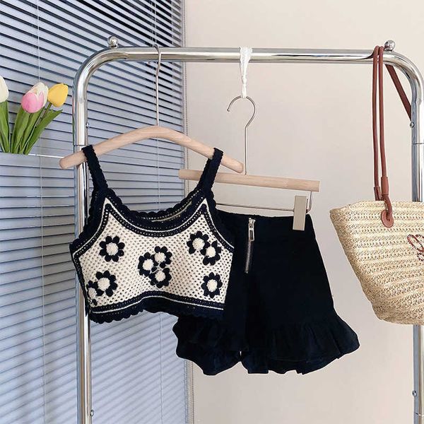 Conjuntos de ropa Verano Nuevo Vintage Crochet con suéter de punto para niñas Chaleco Ahuecado Tirantes Traje corto para niños Ropa para niñas