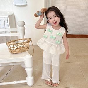 Sets de ropa Juego de verano Camas de color caqui Vestado delgado 2024 Camisa de muñecas de mariposa para niños Pantalones largos de dos piezas