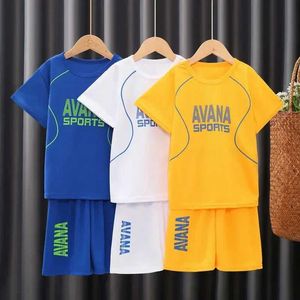 Conjuntos de ropa Summer Camiseta de secado de manga corta para niños Camiseta y pantalones casuales de 2 piezas para niños a los adolescentes WX