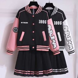 Ensembles de vêtements Adolescentes Printemps Junior Fille Loungewear Costume Baseball Uniforme Veste Manteau Jupe Plissée 2pcs JK Tenues 3 14 Y 230322