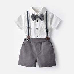 Kleding sets tem Denner 2021 zomer mode jongens peuter gentleman set bowtie korte mouwen shirt + bretels shorts kind doek